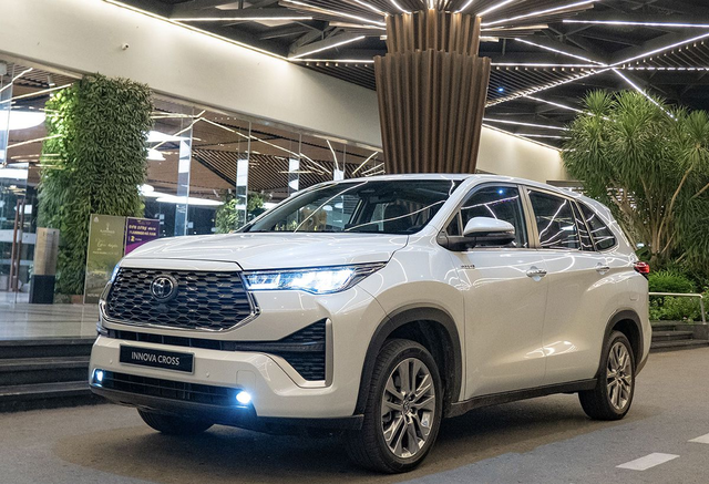 Đấu Limo Green, Toyota mang về Việt Nam xe Innova mới: Thiết kế không đổi nhưng giá rẻ hơn cả trăm triệu- Ảnh 5.